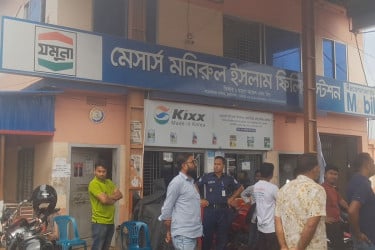 চুয়াডাঙ্গায় তেল কম দেওয়ায় ফিলিং স্টেশনকে জরিমানা