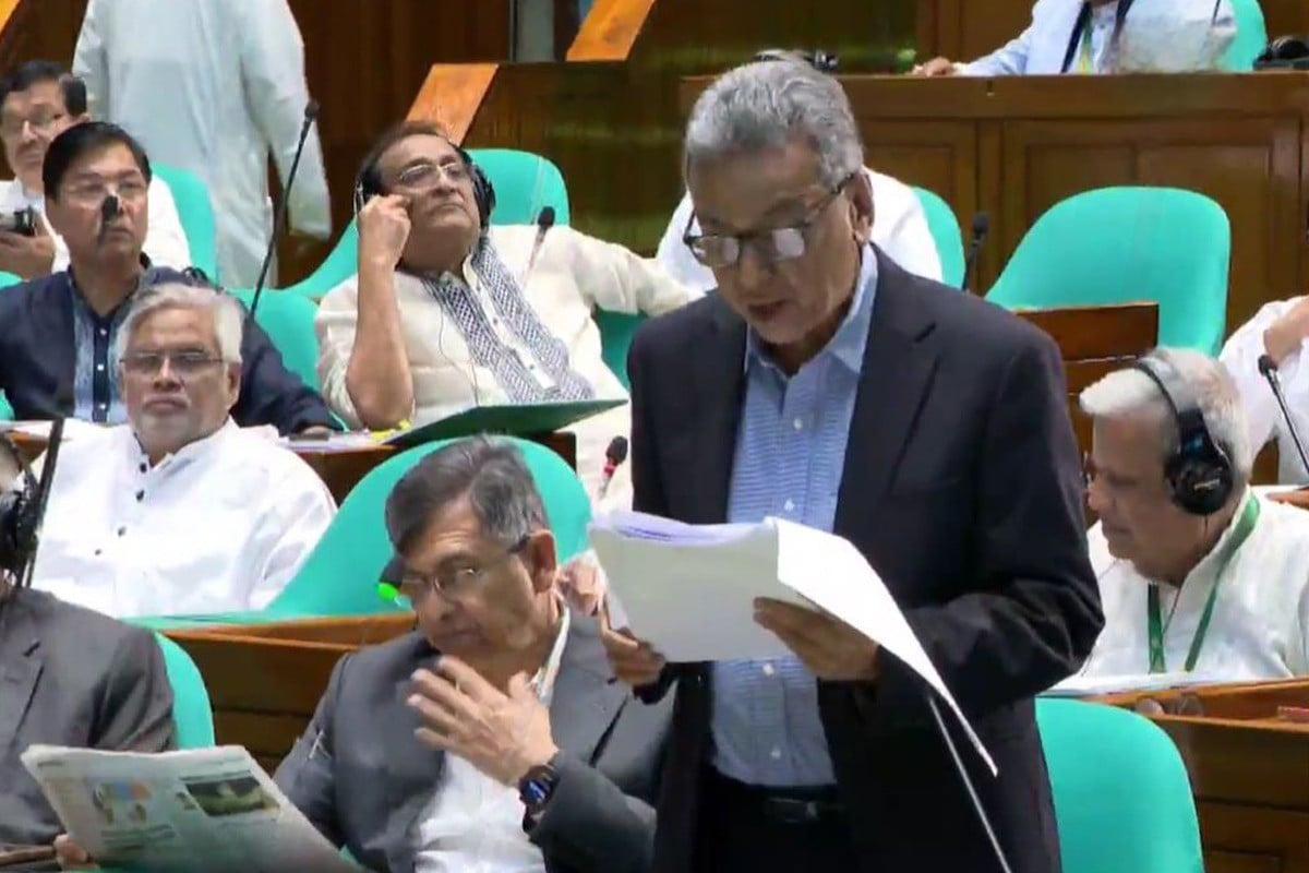 ১৬ বছরের দুর্নীতি-লুটপাটে অর্থনীতি ধ্বংসের দ্বারপ্রান্তে: অর্থমন্ত্রী