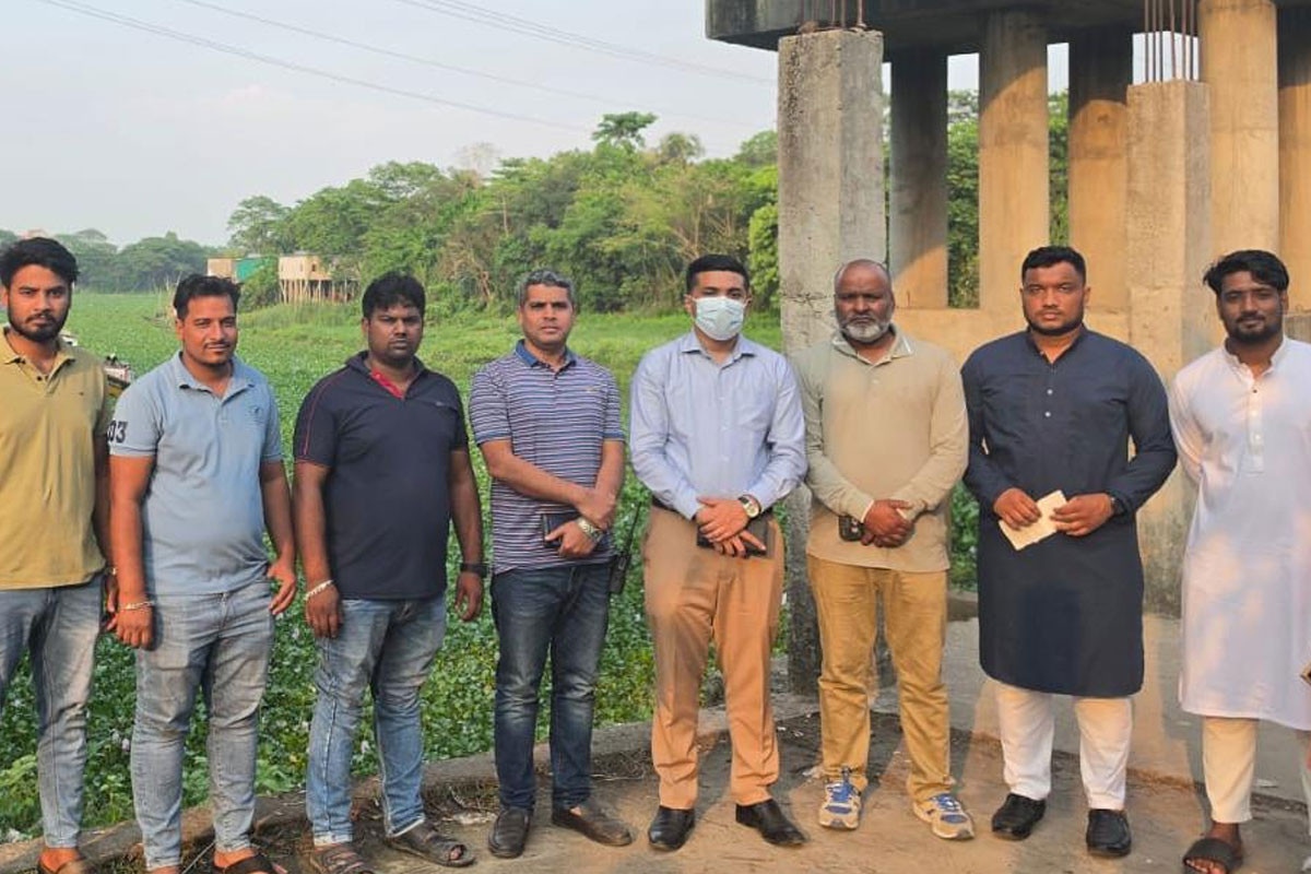 মুন্সীগঞ্জে অবৈধভাবে মাটি কাটার দায়ে জরিমানা, আটক ৪ ট্রলার