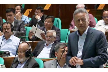 ২০৩৪ সালের মধ্যে বাংলাদেশকে ট্রিলিয়ন ডলার অর্থনীতিতে উন্নীতকরণের কাজ চলমান