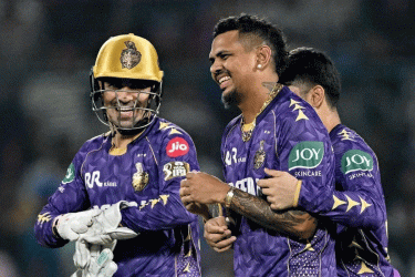 ইতিহাস গড়লেন সুনীল নারাইন