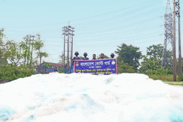 মুন্সীগঞ্জে ১৩৯ কোটি টাকার নিষিদ্ধ কারেন্ট জাল ধ্বংস