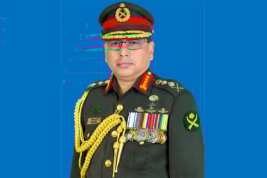 যুক্তরাষ্ট্র সফর শেষে দেশে ফিরেছেন সেনাপ্রধান