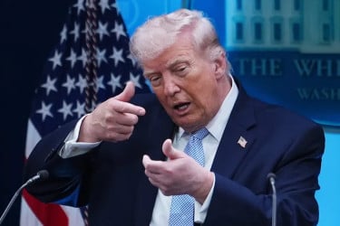 পাকিস্তানে আলোচনা ব্যর্থ হলে কী করবে যুক্তরাষ্ট্র, জানালেন ট্রাম্প