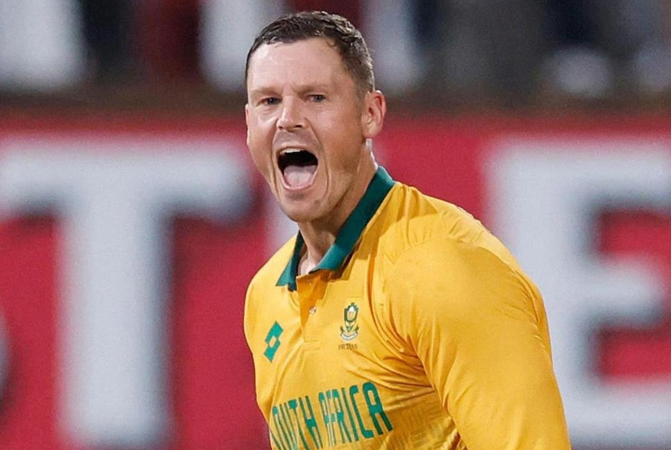 হাসারাঙ্গার চোটে আইপিএলে সুযোগ পেলেন লিন্ডা