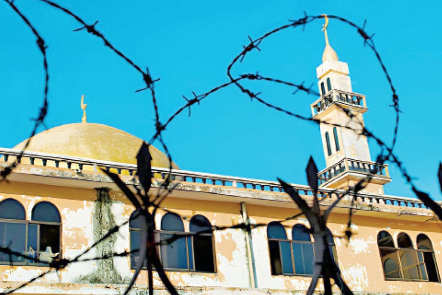 ধর্মীয় কাজে বাধা দেওয়া অমার্জনীয় পরিণতি