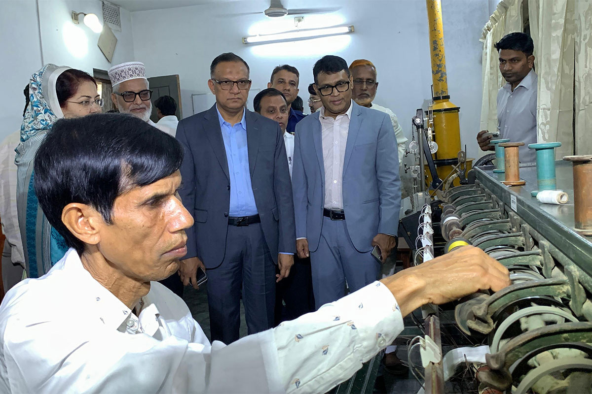 রেশম সুতার আমদানি কমাতে আধুনিকায়নের উদ্যোগ : পাট প্রতিমন্ত্রী