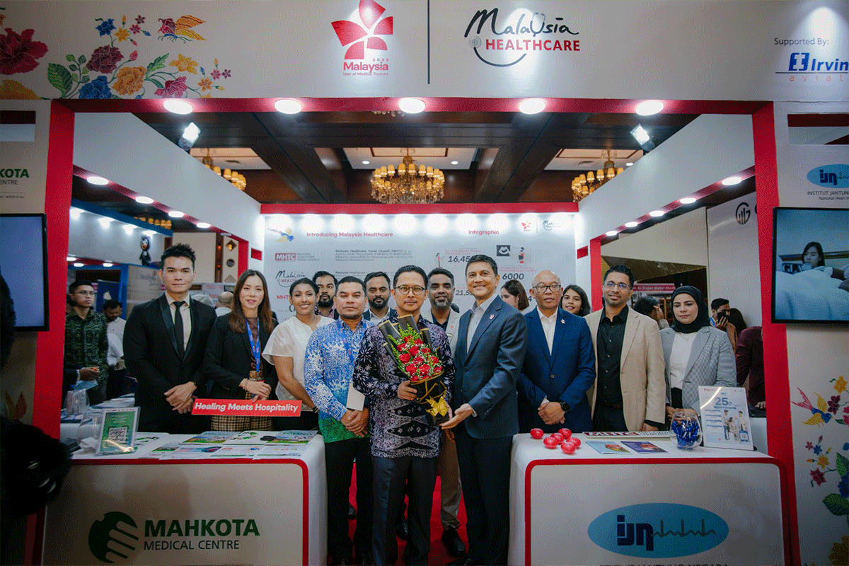 ঢাকা ট্রাভেল মার্টে প্যাভিলিয়ন উদ্বোধন করল মালয়েশিয়া