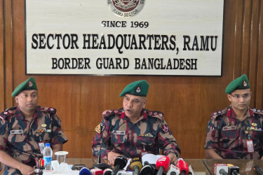 সীমান্তে আইইডি-মাইন ও দাহ্য রাসায়নিক উদ্ধার