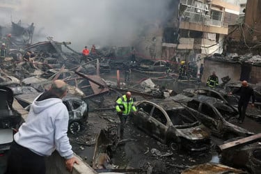 দক্ষিণ লেবাননে ইসরায়েলের বিমান হামলায় নিহত ৩