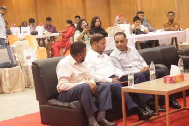 হাসি-আনন্দ আর স্মৃতিচারণায় এনইউবি ইংরেজি বিভাগের পুনর্মিলনী