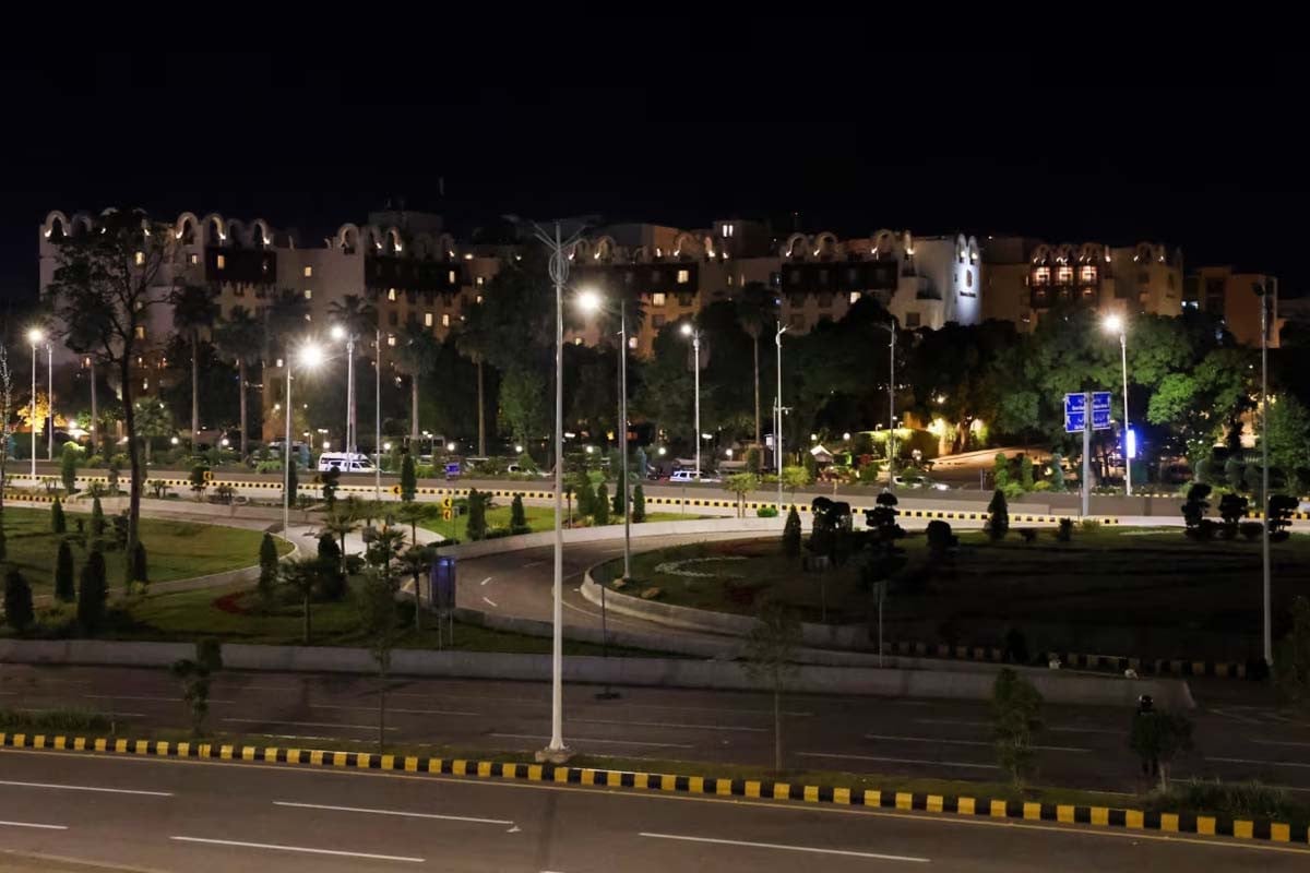 দ্বিতীয় দিনে গড়াল যুক্তরাষ্ট্র-ইরান সমঝোতা বৈঠক, উভয়পক্ষই ‘নমনীয়’