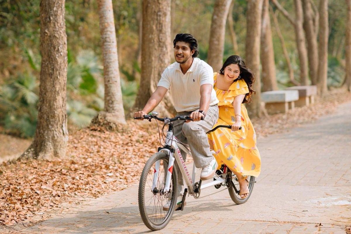 ফের আলোচনায় তৌসিফ মাহবুব ও স্পর্শিয়া জুটি