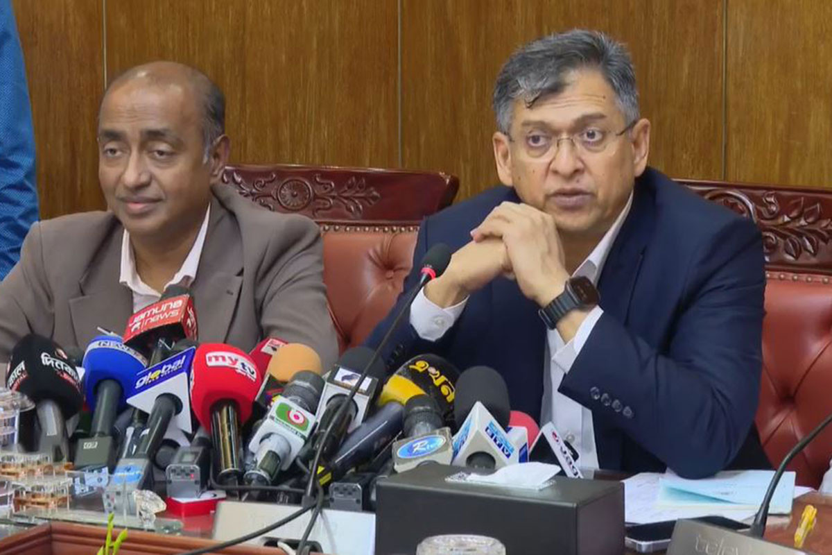 কিছু অধ্যাদেশ নিয়ে বিরোধী দল রাজনীতি করতে চাচ্ছে: স্বরাষ্ট্রমন্ত্রী