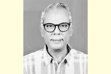 তেল নিয়ে তেলেসমাতি বন্ধ হোক