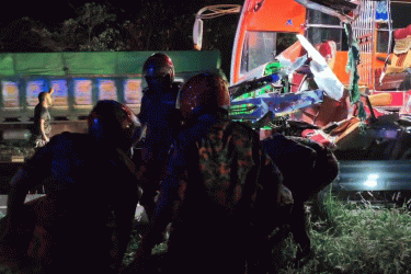 ঢাকা-মাওয়া এক্সপ্রেসওয়েতে সড়ক দুর্ঘটনায় নিহত ১