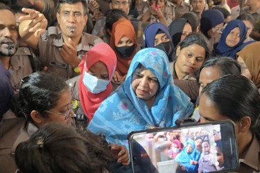 হত্যাচেষ্টা মামলায় সাবেক স্পিকার শিরীন শারমিনের জামিন