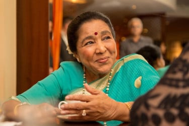 কী পরিমাণ সম্পদ রেখে গেছেন আশা ভোঁসলে, কে উত্তরাধিকারী