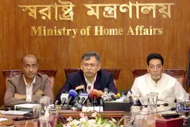 স্বল্প সময়ে ১৩৩টি অধ্যাদেশ নিষ্পত্তিকরণ সংসদীয় গণতন্ত্রের এক অনন্য নজির: স্বরাষ্ট্রমন্ত্রী