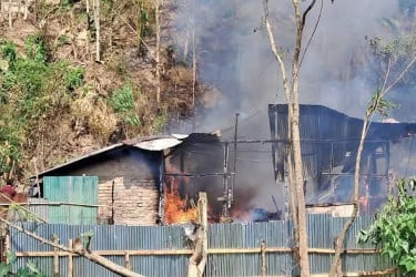 বান্দরবানে অগ্নিকাণ্ডে প্রতিবন্ধী নারীর মৃত্যু