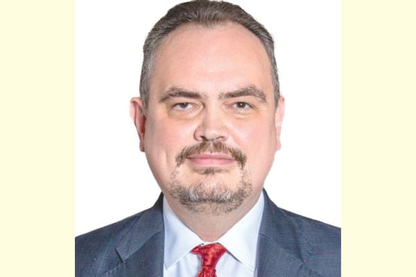 ইলিশ মাছ খেতে খুব ভালো লাগে