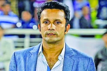 প্রিয় কিছুর বিনিময়ে জয় চেয়েছিলাম
