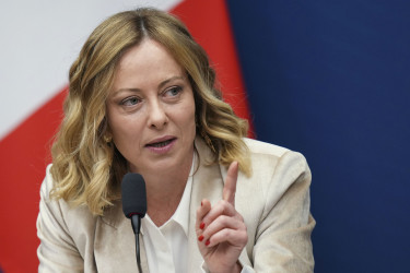 ইসরায়েলের সঙ্গে প্রতিরক্ষা চুক্তি স্থগিত করল ইতালি