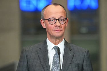 লেবাননে সংঘাত বন্ধ ও শান্তি আলোচনার আহ্বান জার্মান চ্যান্সেলরের