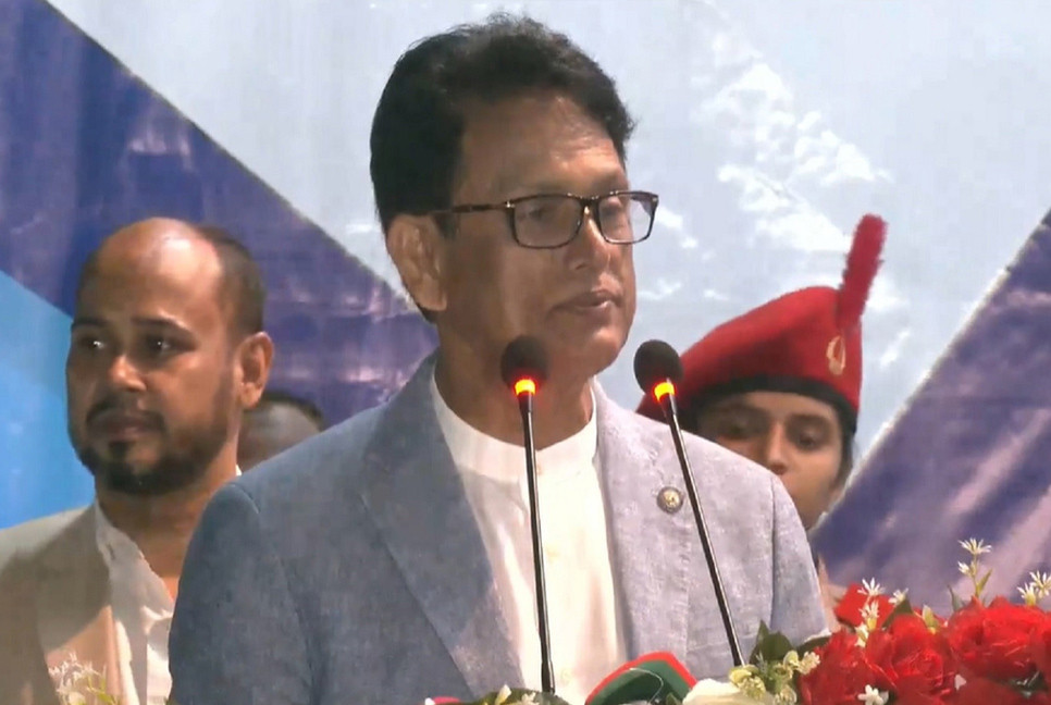 আমিও অনলাইন ক্লাস চাই না, কিন্তু পৃথিবী চায় : শিক্ষামন্ত্রী