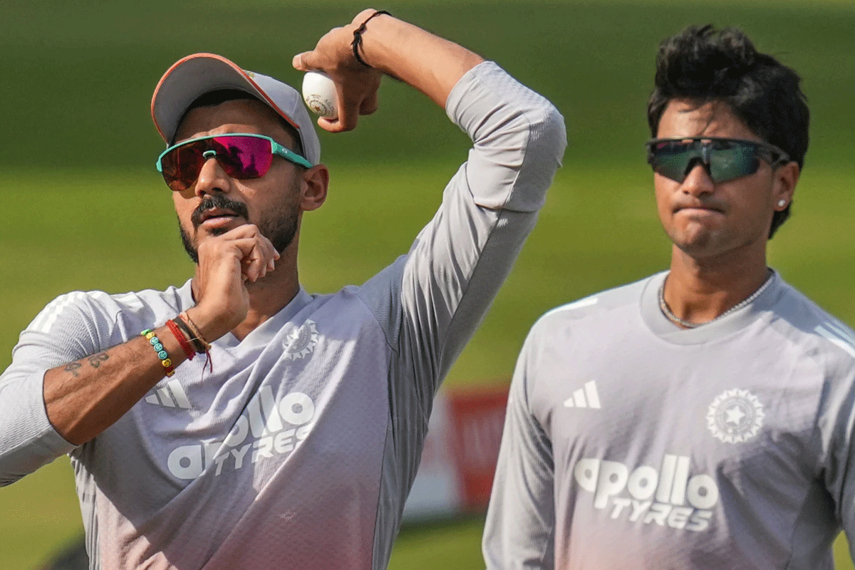 ডোপিং পরীক্ষায় যুক্ত হলেন অভিষেক-অক্ষর