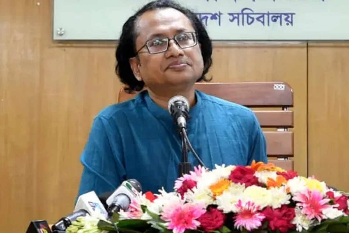 ‘প্যানিক বায়িং’ করতে থাকলে জ্বালানি তেলের সংকট হবে