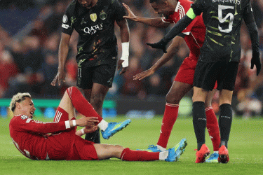 বিশ্বকাপ শেষ ফরাসি স্ট্রাইকারের