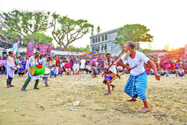 নববর্ষের উৎসবমুখর আয়োজন সারা দেশে