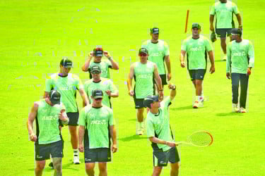 গরম নয়, টাইগারদের নিয়েই ভাবছেন নিউজিল্যান্ড কোচ