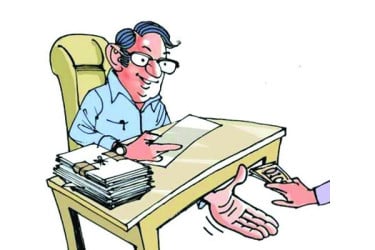 দুর্নীতির এক স্বর্গরাজ্য : প্রকল্প বাস্তবায়ন ও জেলা ত্রাণ অফিস