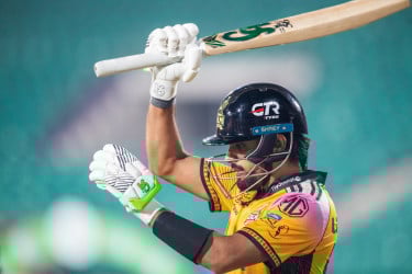 টি-টোয়েন্টিতে বাবরের ফিফটির সেঞ্চুরি