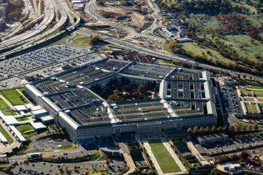 ফুরিয়ে আসছে অস্ত্রের মজুত, শীর্ষ গাড়ি নির্মাতা প্রতিষ্ঠানগুলোর শরণাপন্ন পেন্টাগন