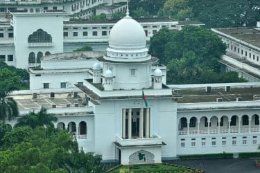 হাইকোর্টের আদেশ স্থগিত, ১৮ এপ্রিলই হচ্ছে প্রধান শিক্ষক নিয়োগ পরীক্ষা