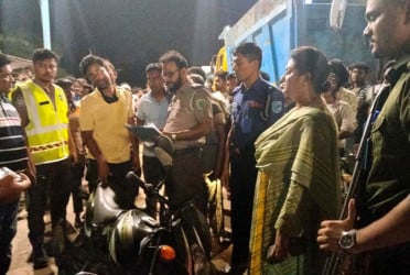 মানিকগঞ্জে ৫ মোটরসাইকেল জব্দ, জরিমানা