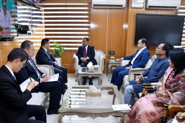 তথ্য ও সম্প্রচার মন্ত্রীর সঙ্গে চীনের রাষ্ট্রদূতের সৌজন্য সাক্ষাৎ