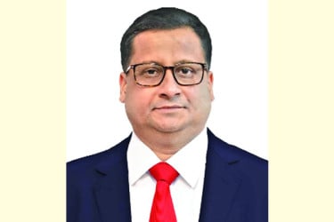 গণভোট নিয়ে গণবিতর্ক উসকে দেওয়ার নেপথ্যে কী?