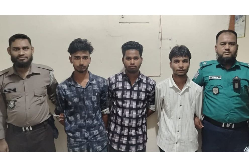 সাগরদিঘীরপাড় ওয়াকওয়েতে ফের ছিনতাইয়ের চেষ্টা, আটক ৩