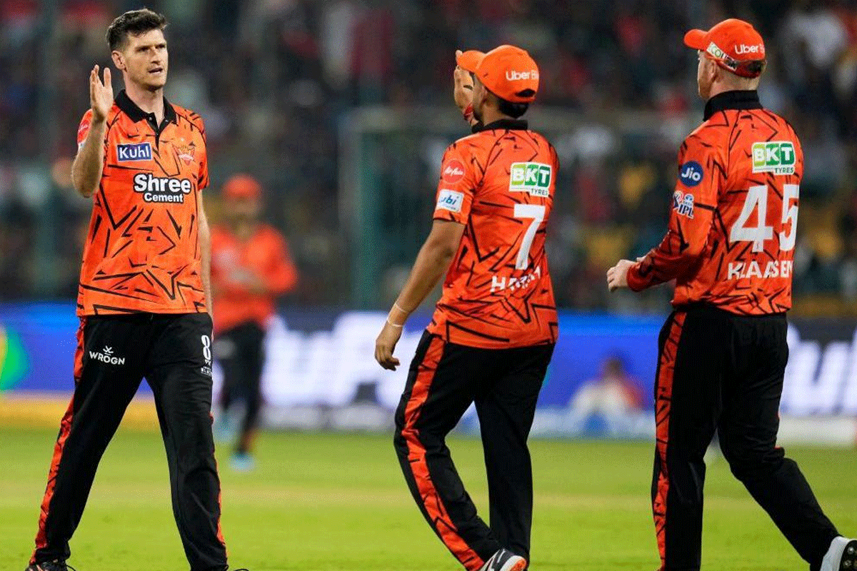 চোটের কাণে ছিটকে গেলেন সানরাইজার্সের আরেক পেসার