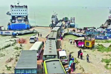 পদ্মার বুকে দ্বিতীয় সেতুর অপেক্ষায় কোটি মানুষ