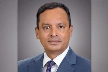 অফিস সহায়ককে পুলিশে দিলেন অ্যাটর্নি জেনারেল