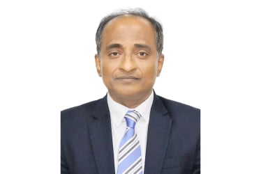 বাণিজ্য সচিব মাহবুবুর রহমান মারা গেছেন