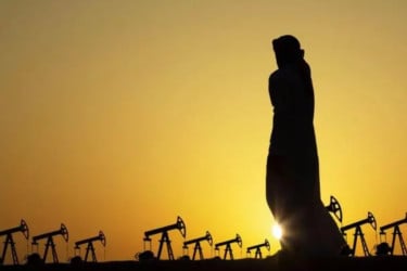 বিশ্বের অন্য যেকোনো অঞ্চলের চেয়ে মধ্যপ্রাচ্যে তেল, গ্যাস বেশি কেন?