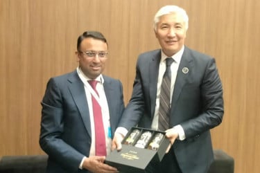 প্রধানমন্ত্রীর পররাষ্ট্র উপদেষ্টার সঙ্গে কিরগিজ প্রেসিডেন্টের বিশেষ দূতের সাক্ষাৎ