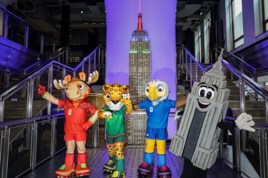 বিশ্বকাপের আগে যুক্তরাষ্ট্রে ১২ গুণ বেড়ে গেল যাতায়াত খরচ