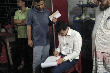 চুয়াডাঙ্গায় অবৈধ ডিজেল মজুদ করায় জেল-জরিমানা